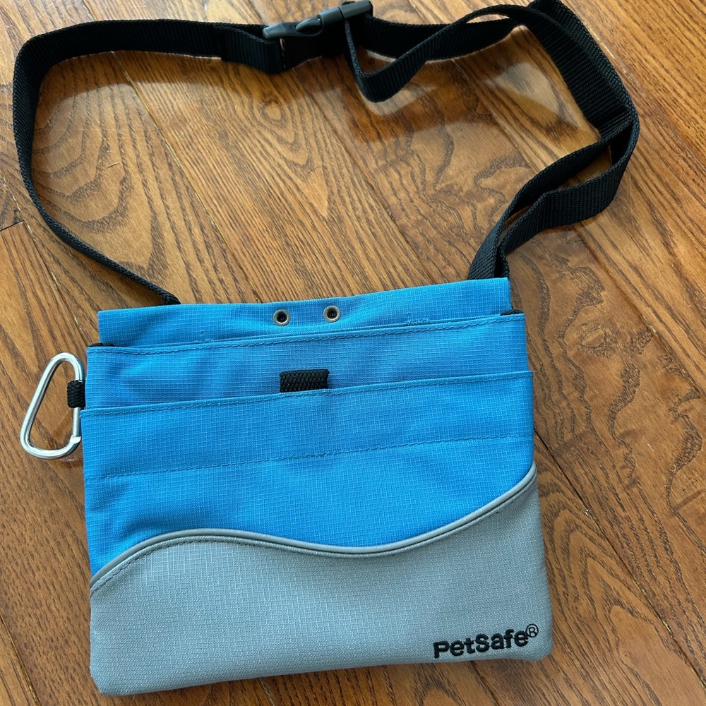 Pet pouch for owners NEW waist bag